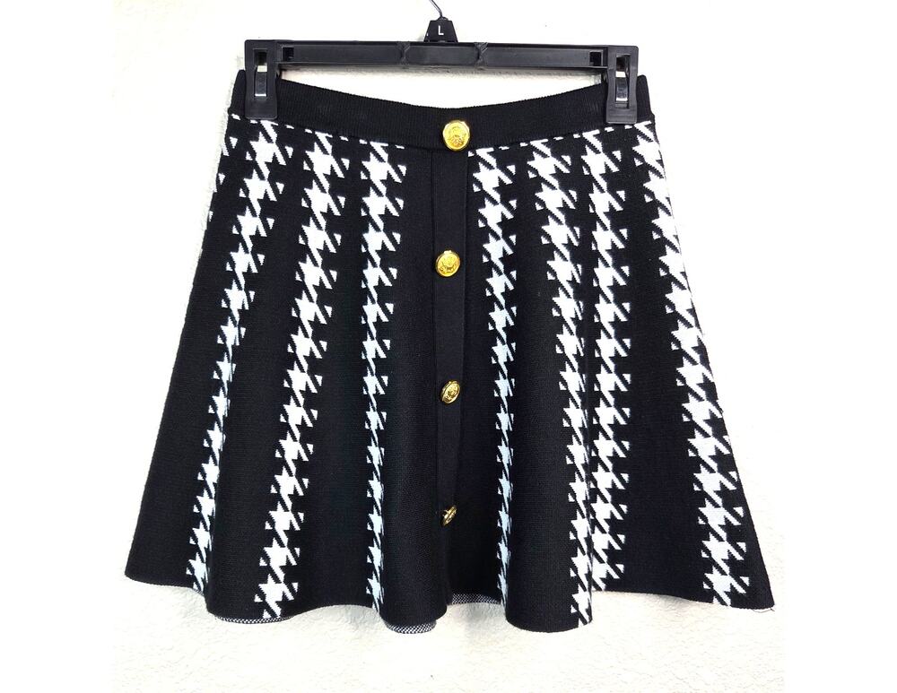 Amber Sky Black & White Houndstooth Mini Skirt